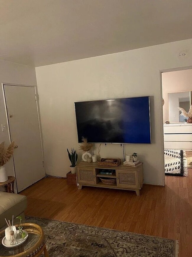 Photo - 2055 Morena Blvd