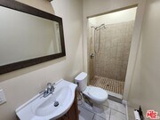 Photo - 750 E 40th Pl Unit 750