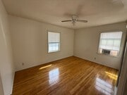 Photo - 417 E Walnut Ave Unit #A