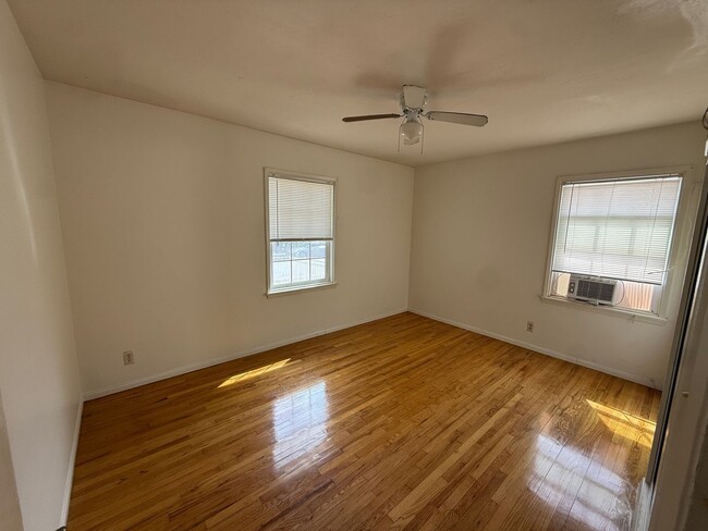 Photo - 417 E Walnut Ave Unit #A