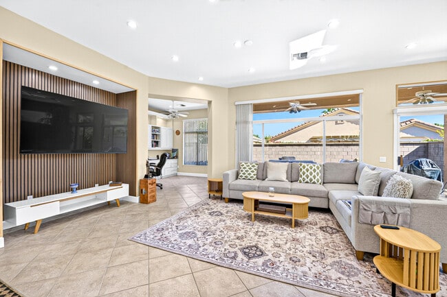 Photo - 78804 Platinum Dr