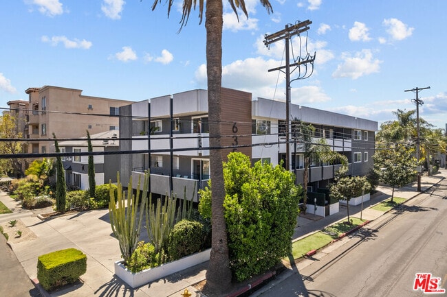 Building Photo - 6350 Willoughby Ave Unit #3 Rental