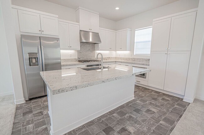 Photo - Five Points - 2 Bedroom Townhome for Rent in Valencia.