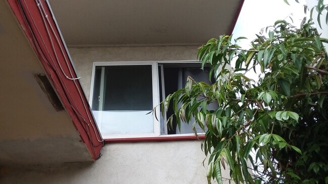 Photo - 1220 S Ditmar St