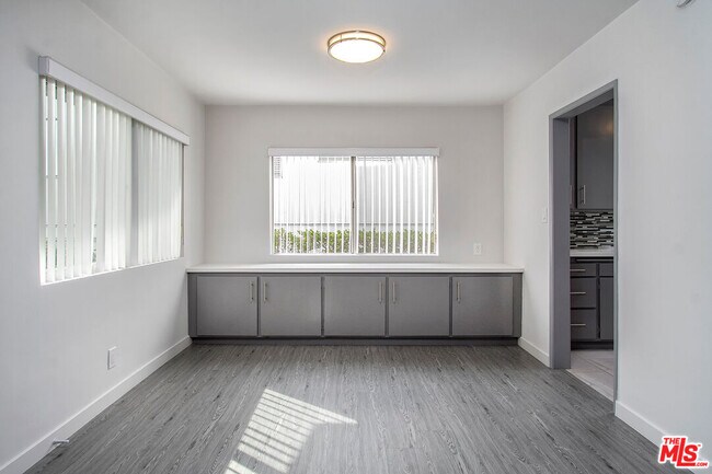 Photo - 450 S Los Robles Ave Unit 8