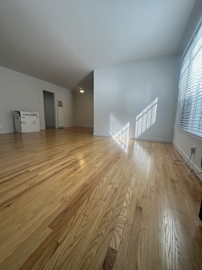 Photo - 8366 Blackburn Ave Unit 1