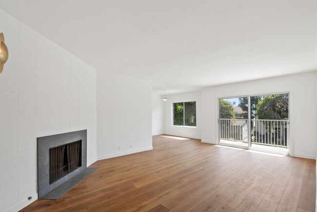 Photo - 845 20th St Unit 201
