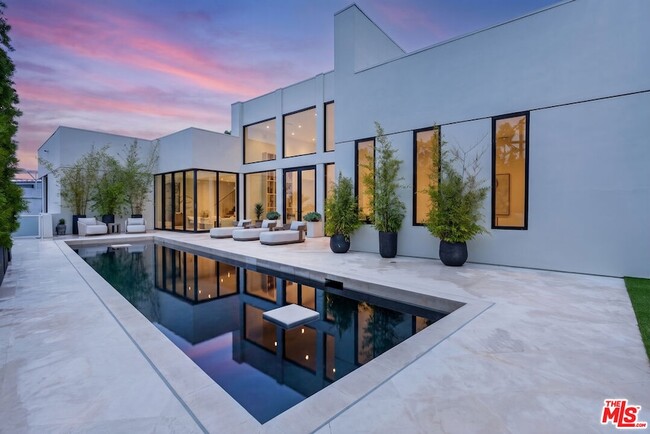 Photo - 9405 Sierra Mar Pl
