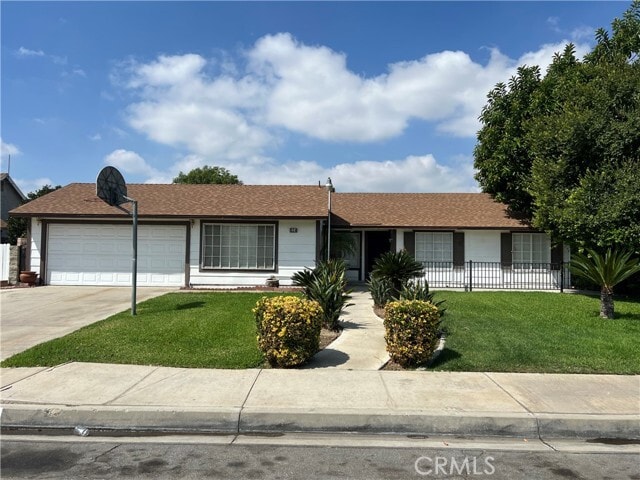 Building Photo - 924 N Quince Ave Rental