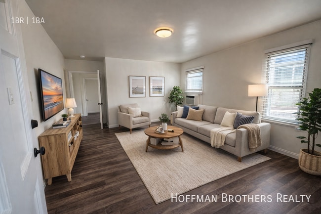 Building Photo - 14161 Friar St Unit 2