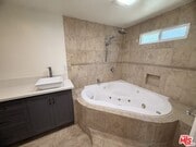 Photo - 10103 Washington St