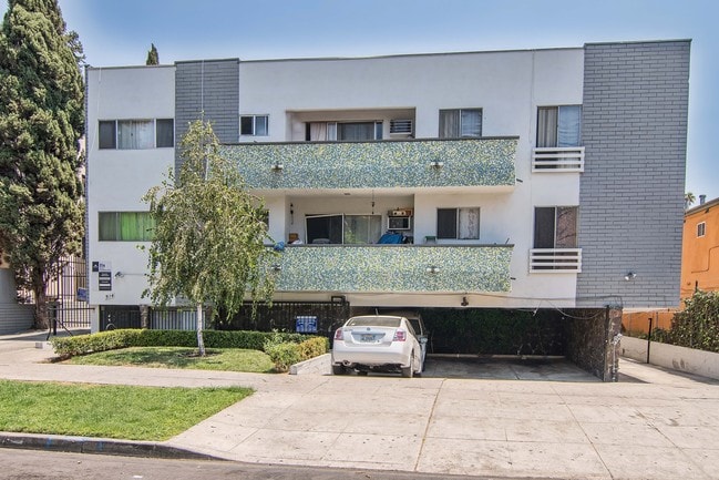 Photo - 514 S. Mariposa Ave.