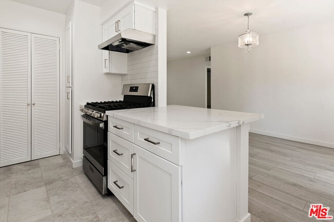 Photo - 3635 Kalsman Dr Unit 2