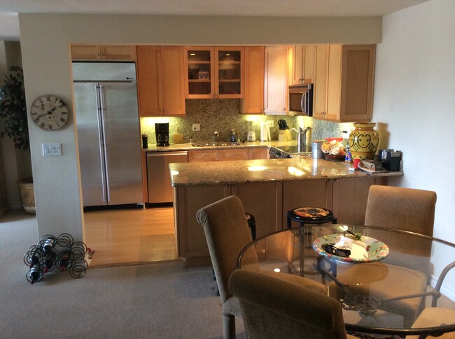 Photo - 415 Montana Ave Unit 306