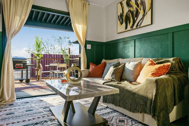 Photo - 5551 Churchward St Unit ID1465017P