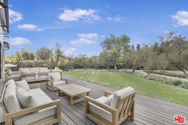 Photo - 1754 Lechusa Rd