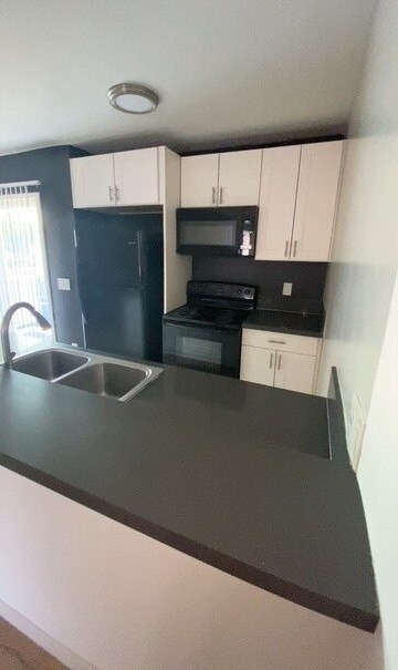 Floor Plan - 1 Bedroom. 1 Bathroom. 0 Half