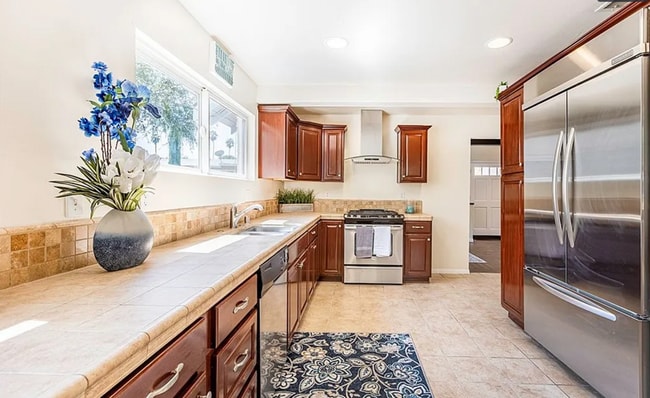 Photo - 3523 Twogood Ln