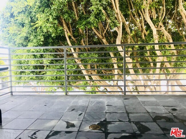 Photo - 1241 5th St Unit 201