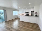 Photo - 1024 W Balboa Blvd Townhome