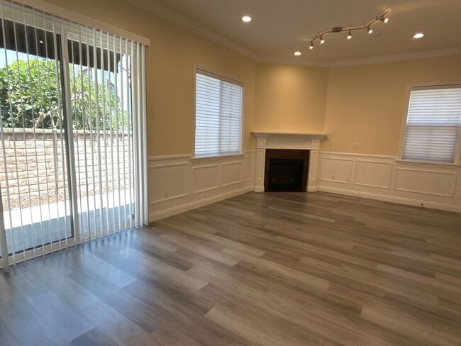 Photo - Beautiful 4-bedroom PUD townhouse in Temple City