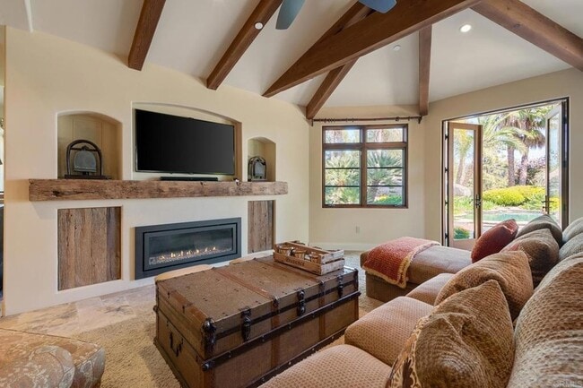 Photo - 7187 Via De Maya