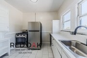 Photo - 1026 W 22nd St Unit 14