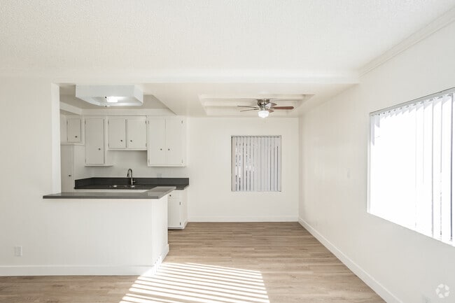 Interior Photo - 6352 Cedar St.