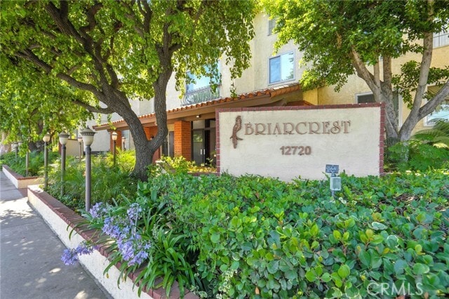 Building Photo - 12720 Burbank Blvd Unit 232