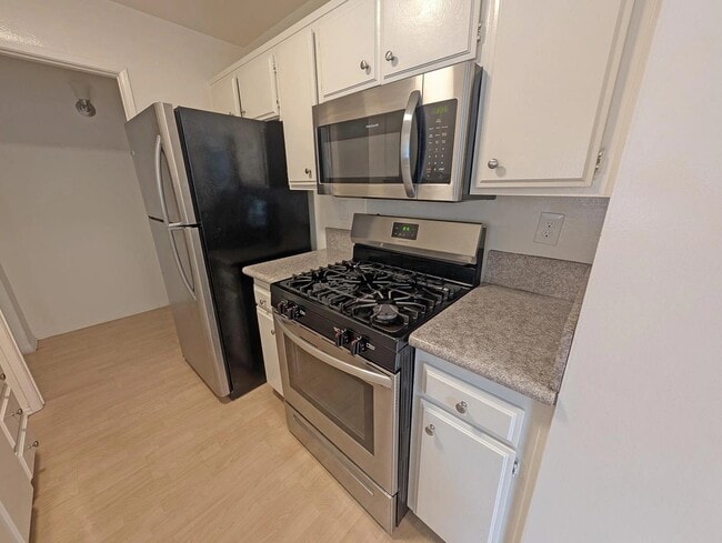 Photo - 4303 Cedros Ave Unit 101