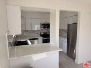 Photo - 1609 Veteran Ave Unit 5