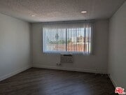 Photo - 310 S Kenmore Ave House