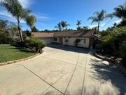 Photo - 1725 Hillcrest Ln