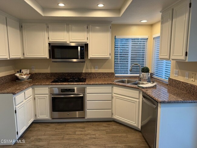 Photo - 1759 Amarelle St