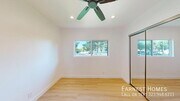 Photo - 16701 Chatsworth St