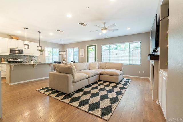 Photo - 1132 Cherry Tree Ln