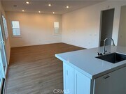 Photo - 1204 Hinnen Ave