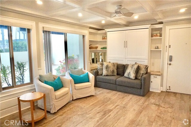 Building Photo - 711 Pacific Coast Hwy Unit 301 Rental