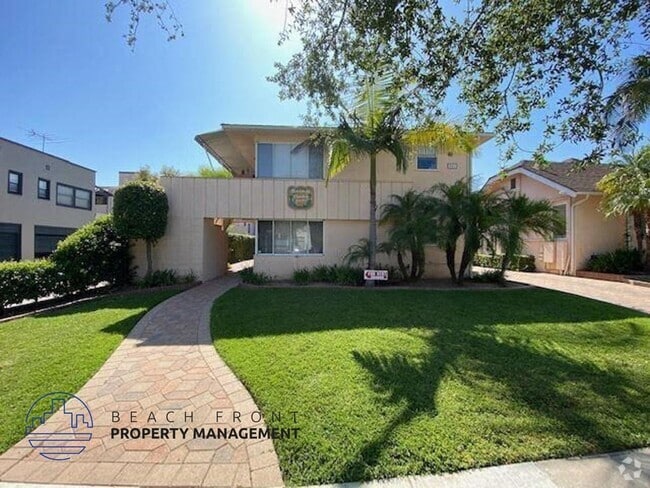 Building Photo - Hacienda Garden Rental