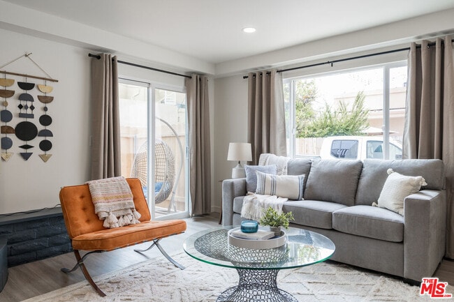 Photo - 329 Rosemont St Unit 31