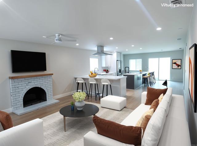 Photo - 325 Cadillac Cir