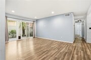 Photo - 1101 W MacArthur Blvd Unit 271