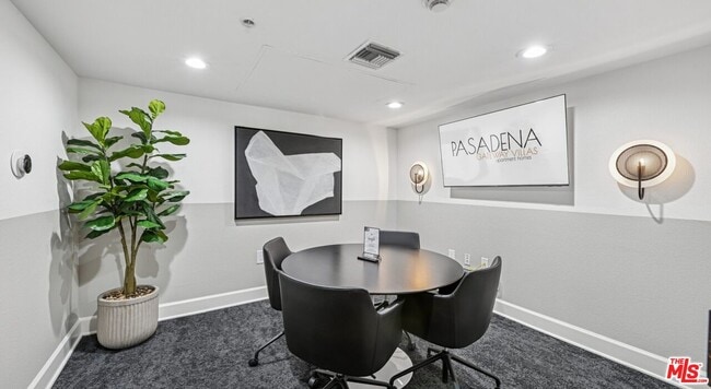 Photo - 290 N Hudson Ave Unit 204W