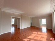 Photo - 1314 Hayworth Ave Unit 302