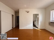 Photo - 920 S Hobart Blvd Unit 409