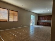 Photo - 5 BEDROOM OAK HILLS / HESPERIA HOME