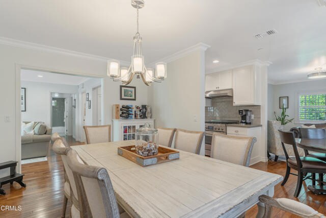 Photo - 322 N Mayflower Ave House