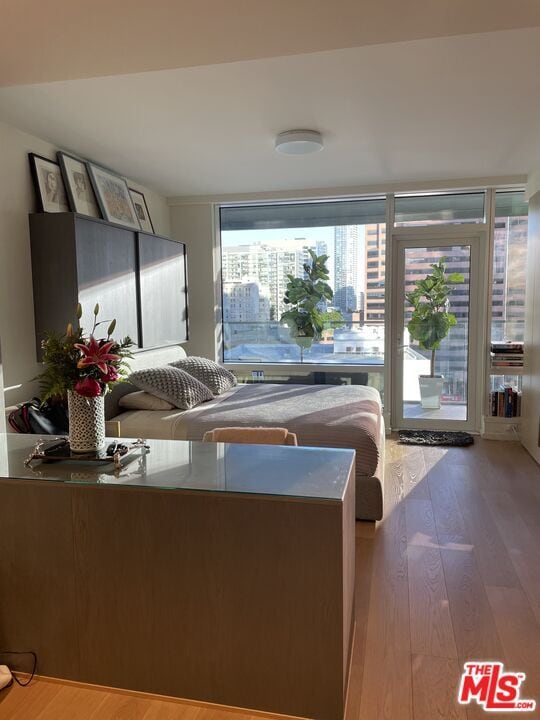 Photo - 877 Francisco St Unit 1115