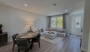 Photo - Beautiful Tri-Level 3BD/2BA Townhome in Greystone at Eastlake – Eastlake Chula Vista