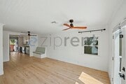 Photo - Unit